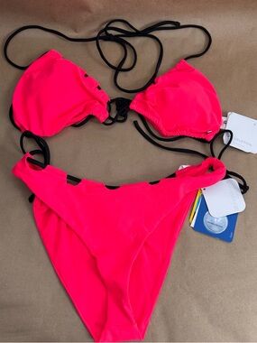 NWT Fabletics Alani Bikini in Hot Coral and Black. XL Top and L Bottom.